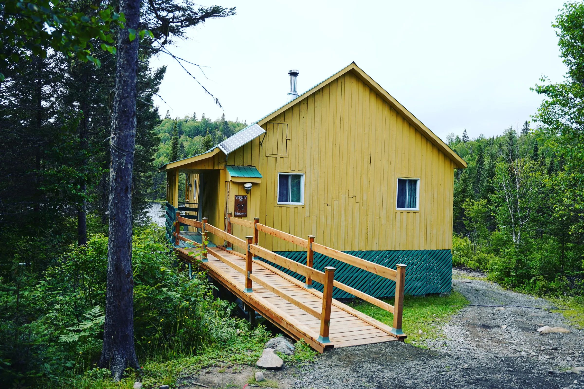 Chalet du Loup — Pourvoirie du Lac Croche – Pourvoirie du Lac Croche