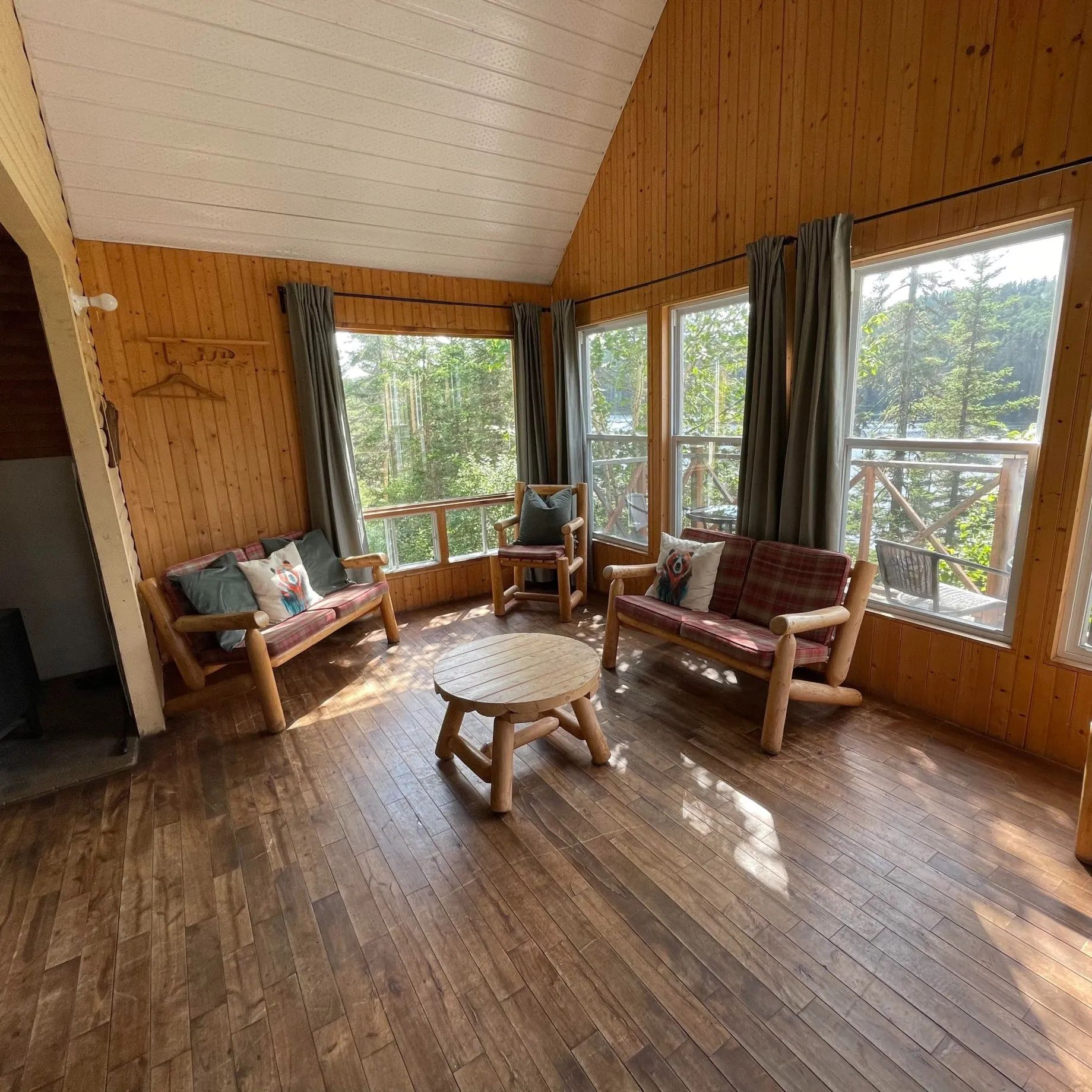 Chalet du Trappeur — Pourvoirie du Lac Croche – Pourvoirie du Lac Croche