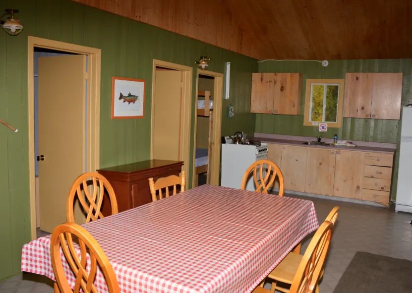 Chalet du Trappeur — Pourvoirie du Lac Croche – Pourvoirie du Lac Croche