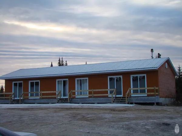 CABIN 11 – Pourvoirie du Lac Dionne
