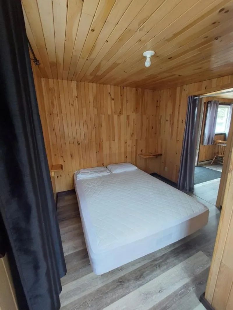Chalet - Numéro 10 — Pourvoirie du Lac Faillon – Pourvoirie du Lac Faillon