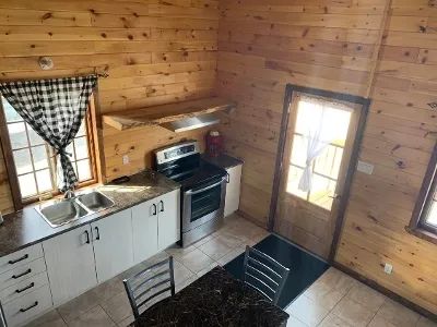 Chalet Suisse — Pourvoirie du Lac Faillon – Pourvoirie du Lac Faillon