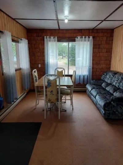 Cabin Cabins – Numbers 1 to 4 — Pourvoirie du Lac Faillon – Pourvoirie du Lac Faillon