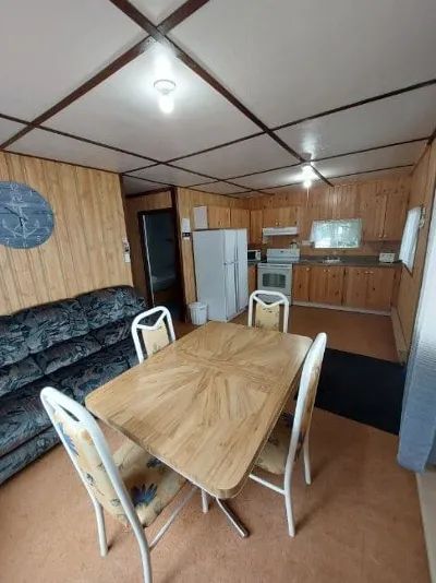 Cabin Cabins – Numbers 1 to 4 — Pourvoirie du Lac Faillon – Pourvoirie du Lac Faillon