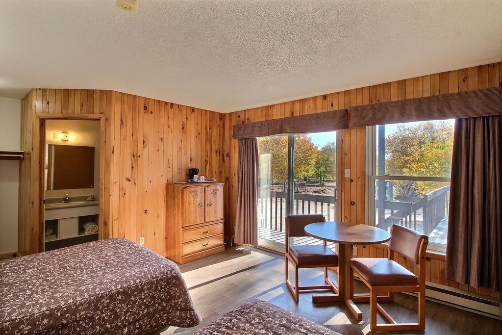 Standard Room — Pourvoirie du Lac Faillon – Pourvoirie du Lac Faillon