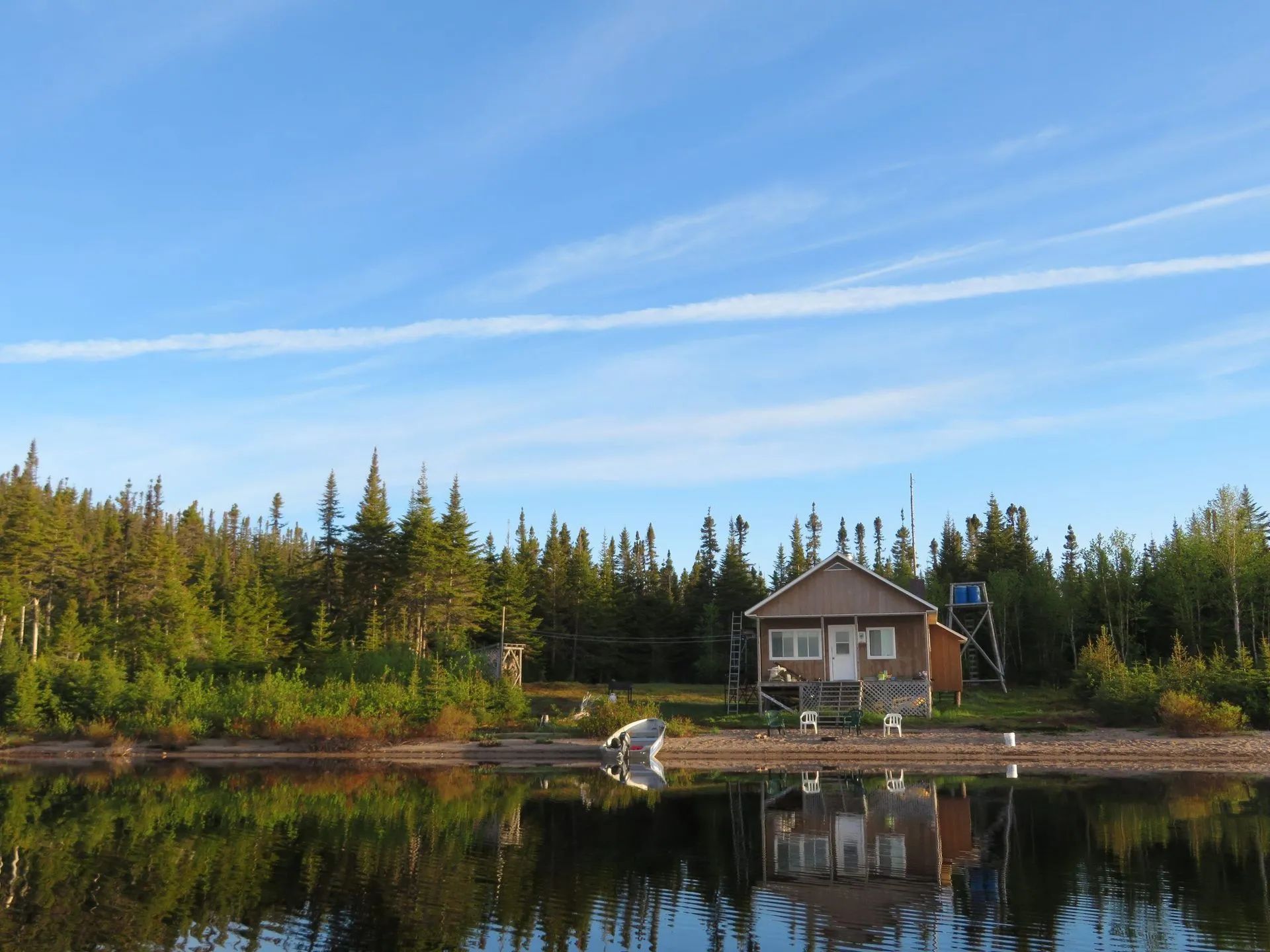 CHALET PIMBINA — Pourvoirie du Lac Holt – Pourvoirie du Lac Holt