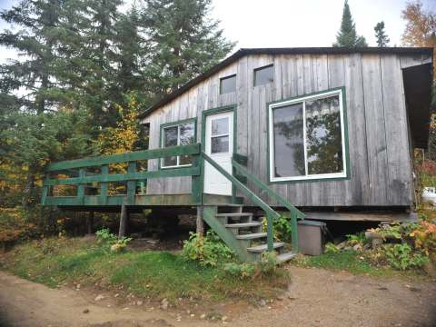 VÉTÉRAN CHALET – Pourvoirie du Lac Kempt