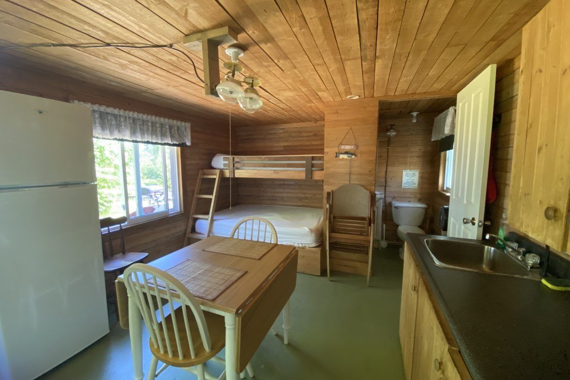 CAMP COLIBRI — Pourvoirie du Lac Matchi-Manitou – Pourvoirie du Lac Matchi-Manitou