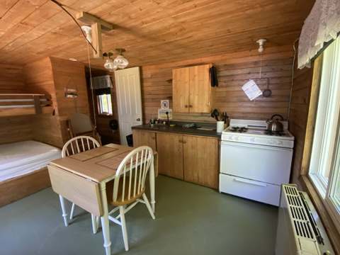 CAMP COLIBRI – Pourvoirie du Lac Matchi-Manitou
