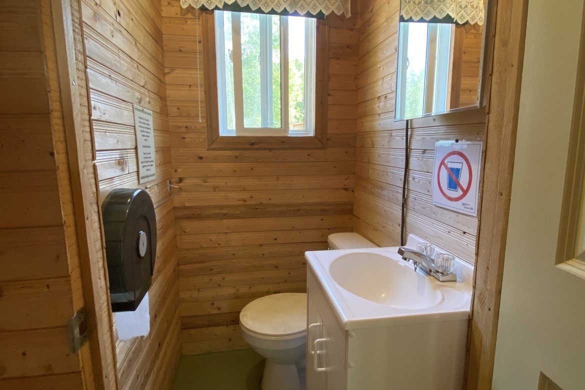 CAMP COLIBRI – Pourvoirie du Lac Matchi-Manitou