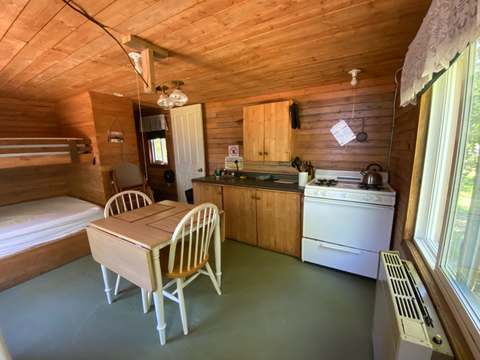 CAMP COLIBRI – Pourvoirie du Lac Matchi-Manitou