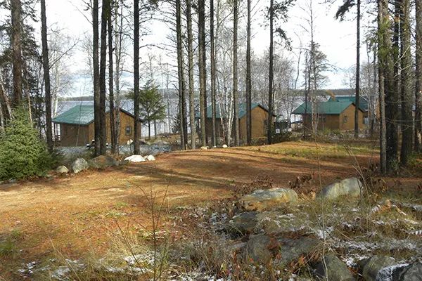 Camping semi-aménagé – Camping semi-aménagé