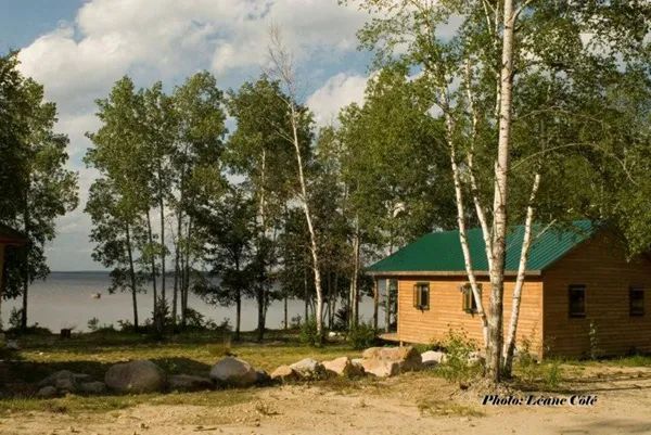 Camping semi-aménagé — Pourvoirie du Lac Matchi-Manitou – Pourvoirie du Lac Matchi-Manitou
