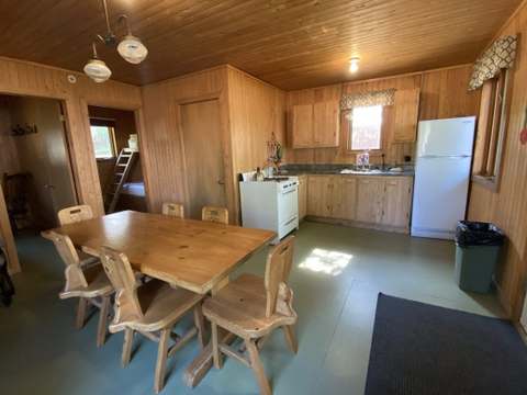 CHALET LE GOÉLAND – Pourvoirie du Lac Matchi-Manitou