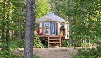 Yourte – Pourvoirie du Lac Matchi-Manitou