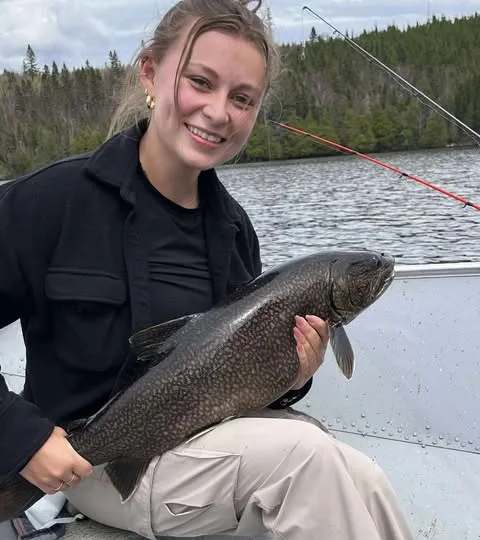 Pêche Truite grise chez Pourvoirie du Lac Matchi-Manitou, Abitibi-Témiscamingue, Québec