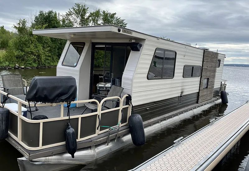 Malard cabin — Pourvoirie du Lac St-Pierre – Pourvoirie du Lac St-Pierre
