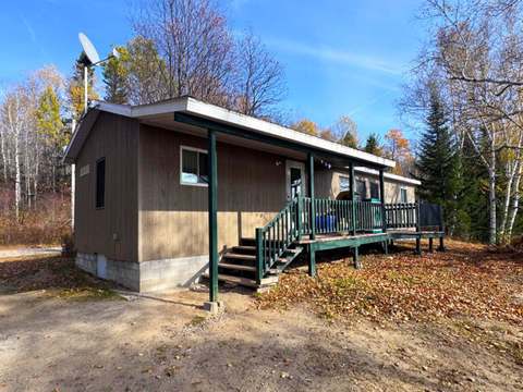 CHALET BOUCHETTE 1 – Pourvoirie Trudeau