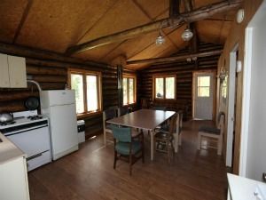 CHALET LE COUGAR – Pourvoirie Fer à Cheval