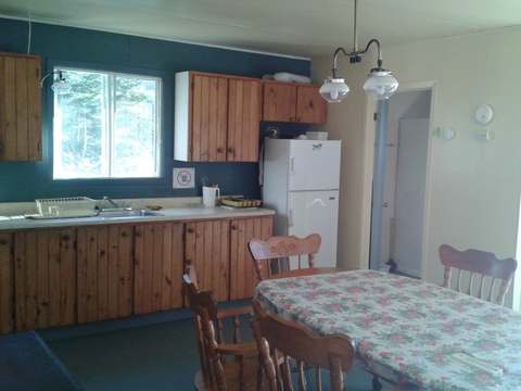 CHALET LE TÉTRAS – Pourvoirie Fer à Cheval