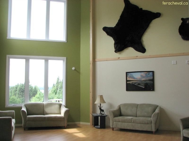 CONDO - THE BEAR SUITE – Pourvoirie Fer à Cheval