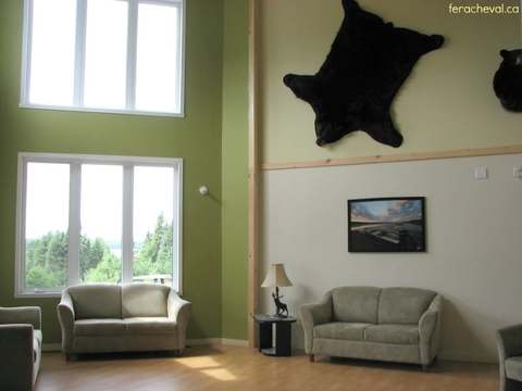 CONDO - THE BEAR SUITE – Pourvoirie Fer à Cheval