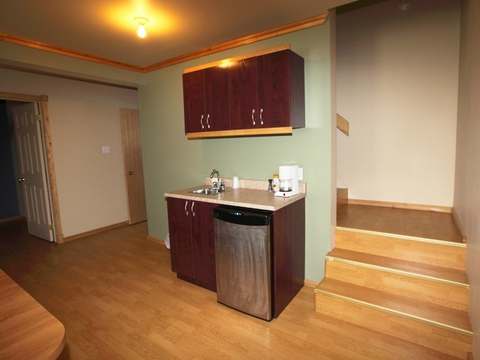CONDO - THE BEAR SUITE – Pourvoirie Fer à Cheval