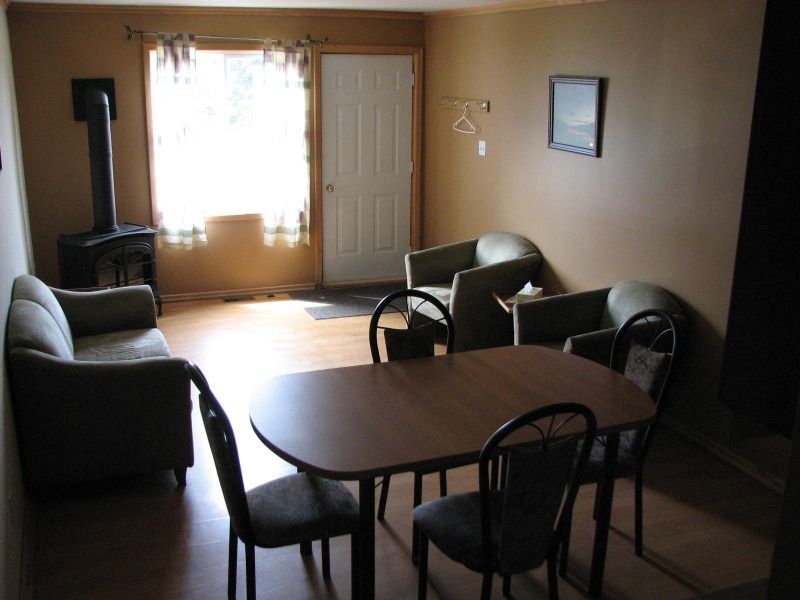 CONDO - THE BEAR SUITE — Pourvoirie Fer à Cheval – Pourvoirie Fer à Cheval