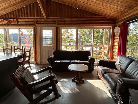 CHALET CARIBOU – Pourvoirie Homamo