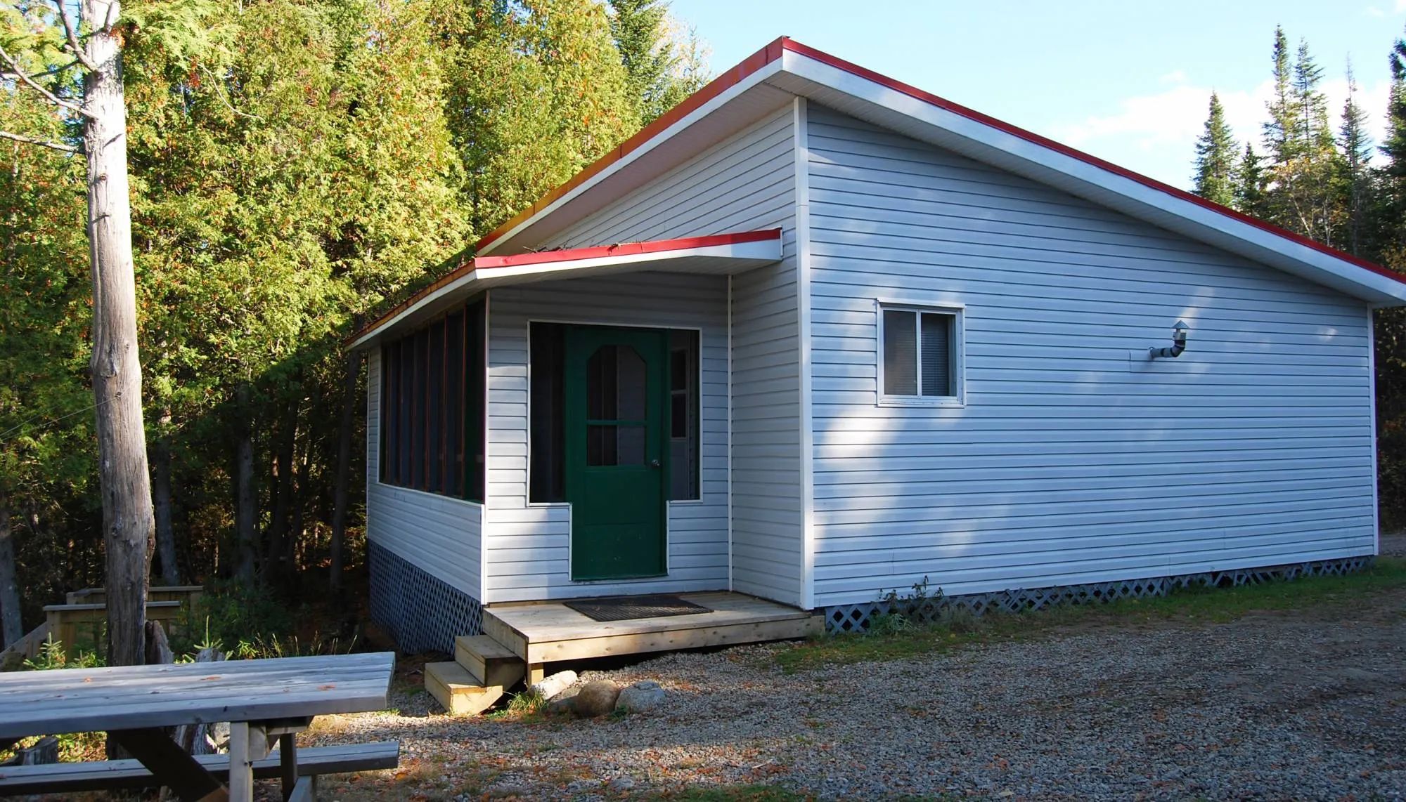 CHALET PIERRE — Pourvoirie Humanité – Pourvoirie Humanité