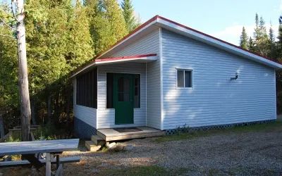 CHALET PIERRE — Pourvoirie Humanité – Pourvoirie Humanité