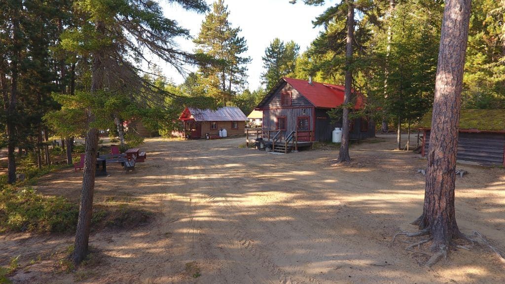 CHALET 2 — Pourvoirie J.E. Goyette – Pourvoirie J.E. Goyette