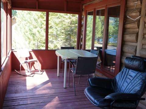 CHALET 5 – Pourvoirie J.E. Goyette
