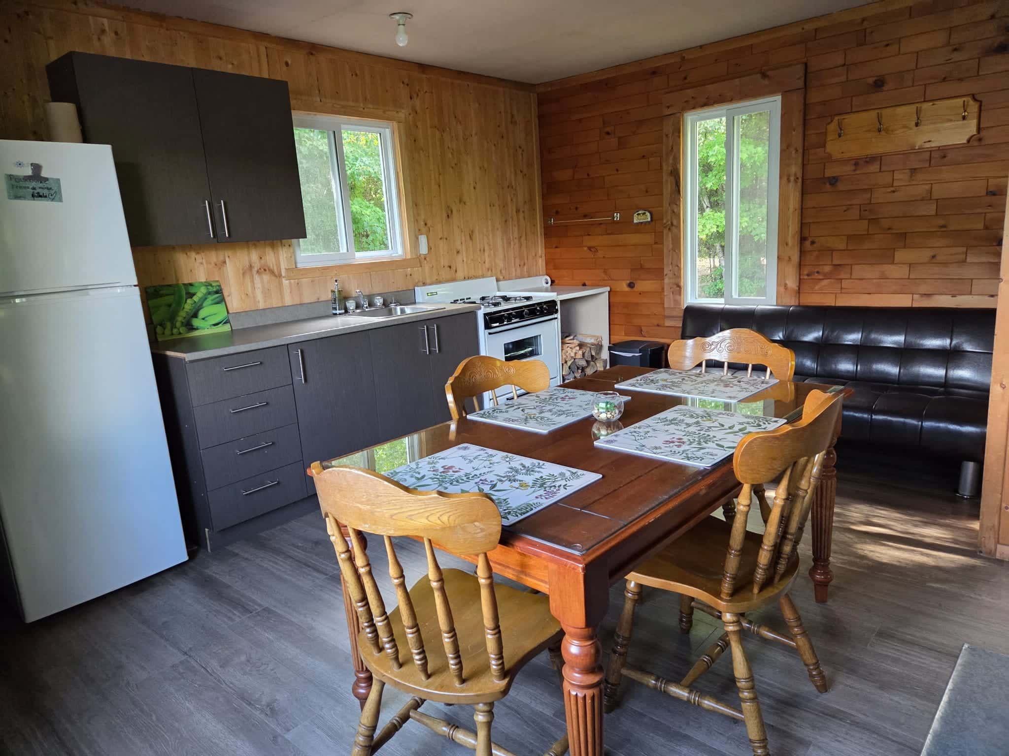Chalet 11 — Pourvoirie Jodoin – Pourvoirie Jodoin