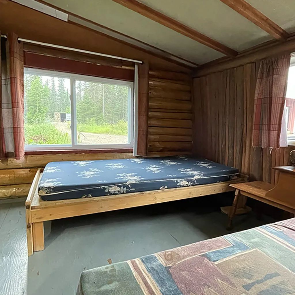CHALET 0 — Pourvoirie la Jeannoise – Pourvoirie la Jeannoise