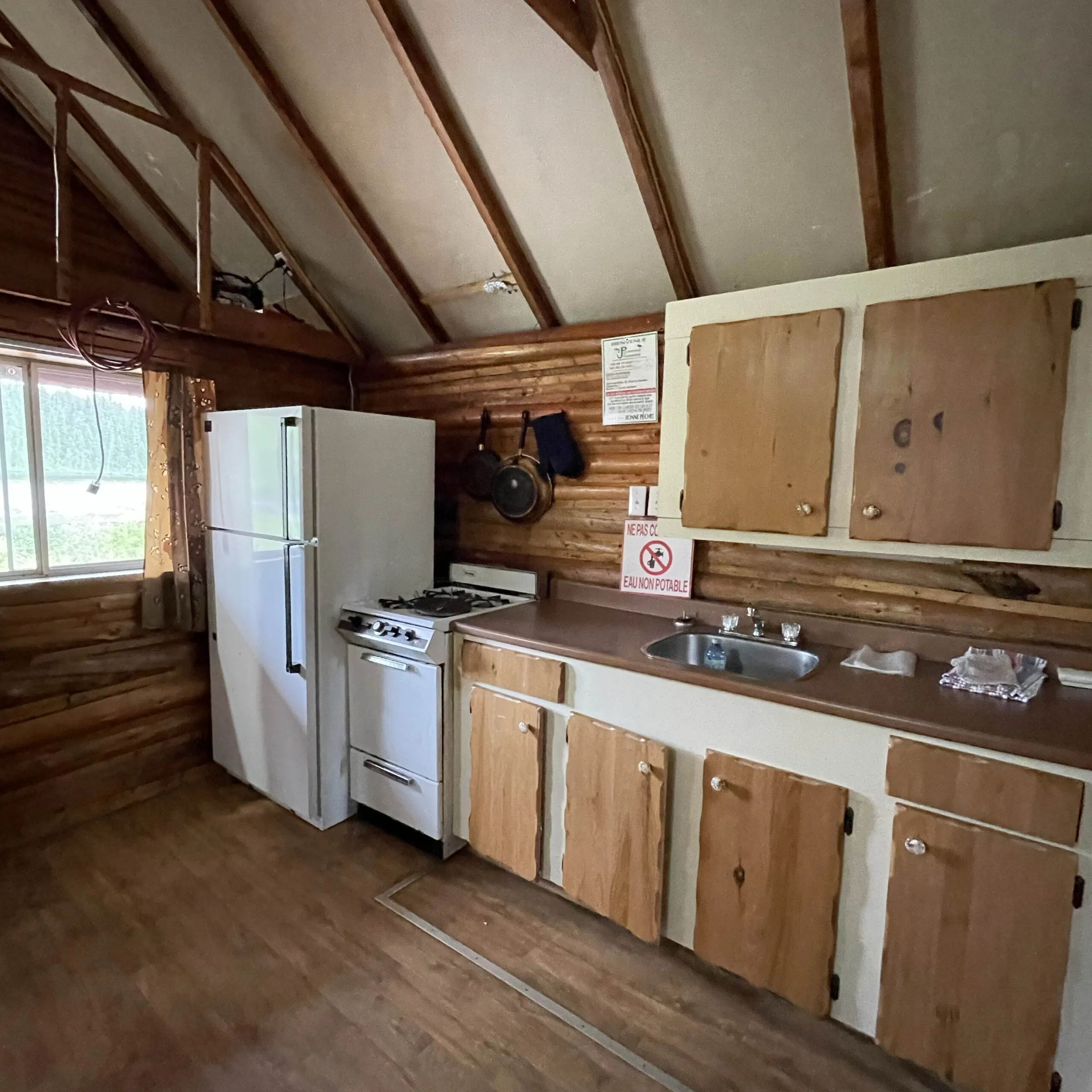 CHALET 2 — Pourvoirie la Jeannoise – Pourvoirie la Jeannoise