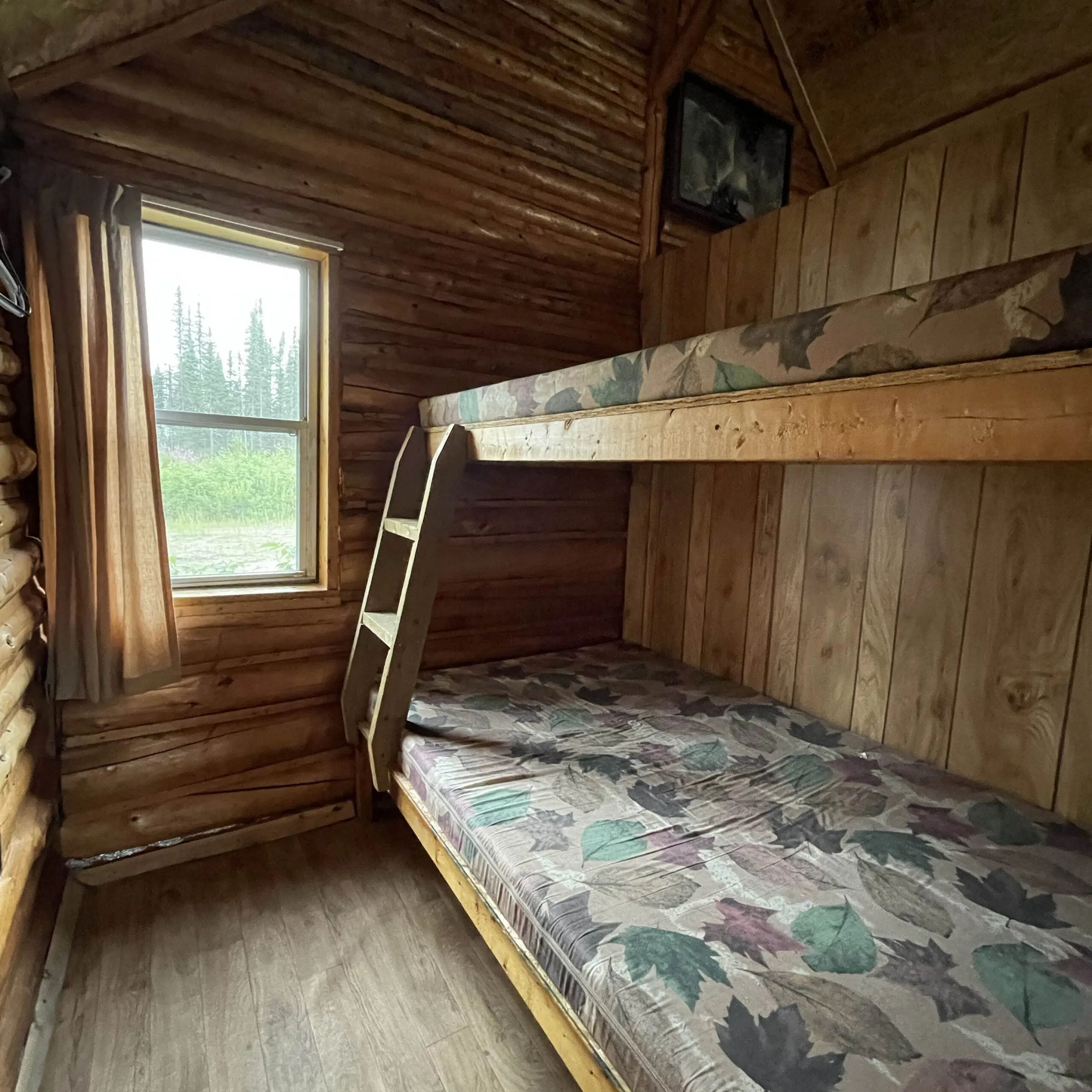 CABIN 3 — Pourvoirie la Jeannoise – Pourvoirie la Jeannoise