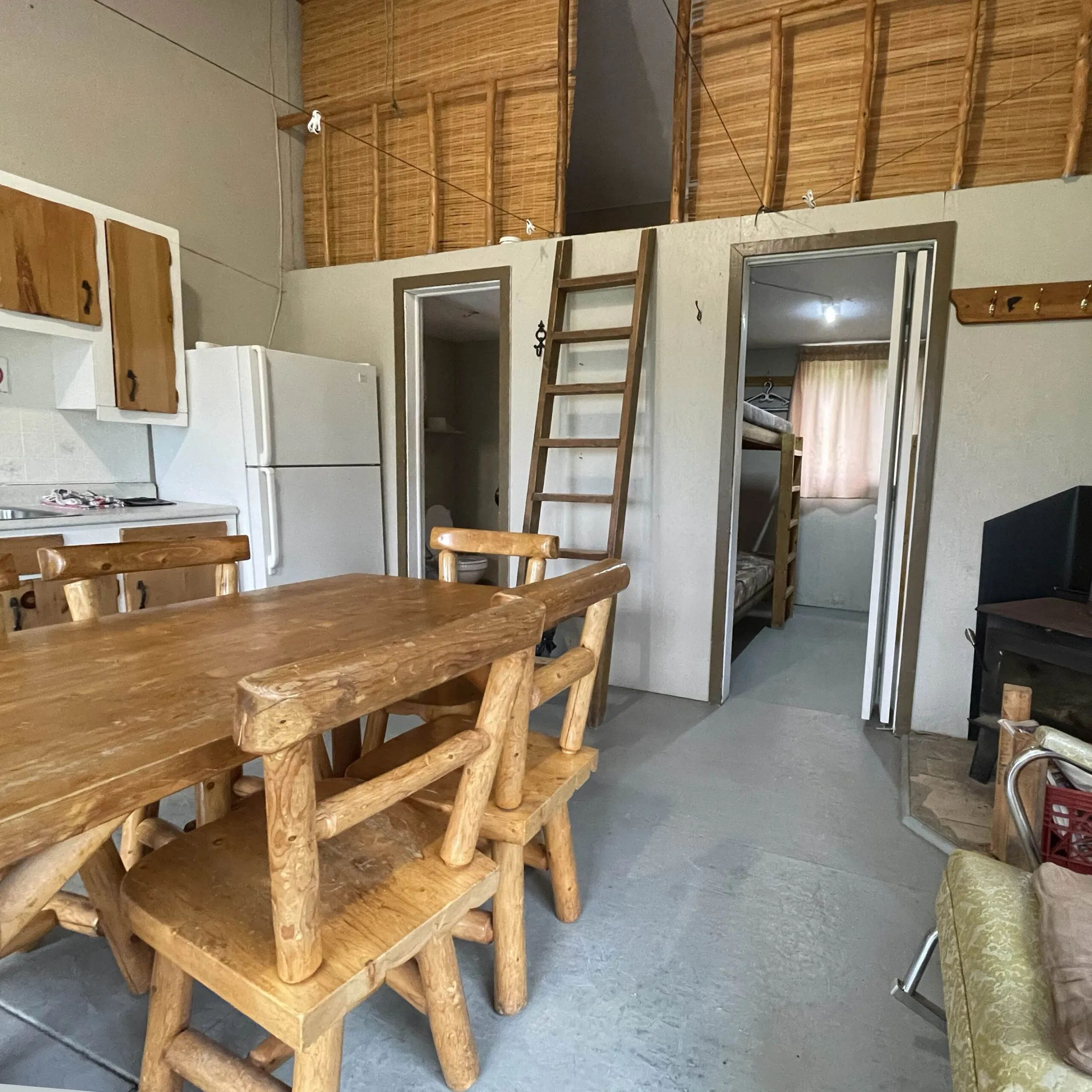 CHALET 7 — Pourvoirie la Jeannoise – Pourvoirie la Jeannoise