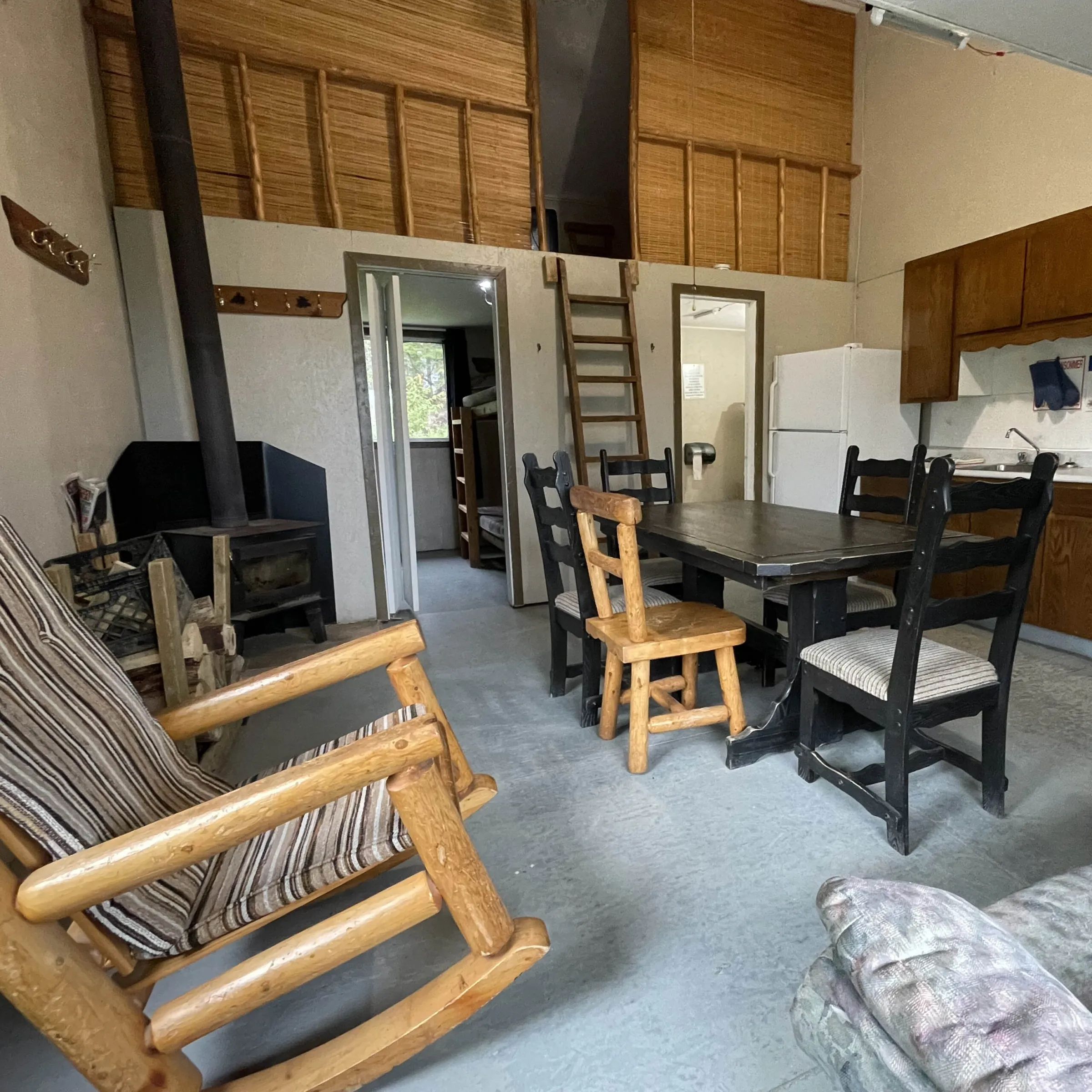 CHALET 8 — Pourvoirie la Jeannoise – Pourvoirie la Jeannoise