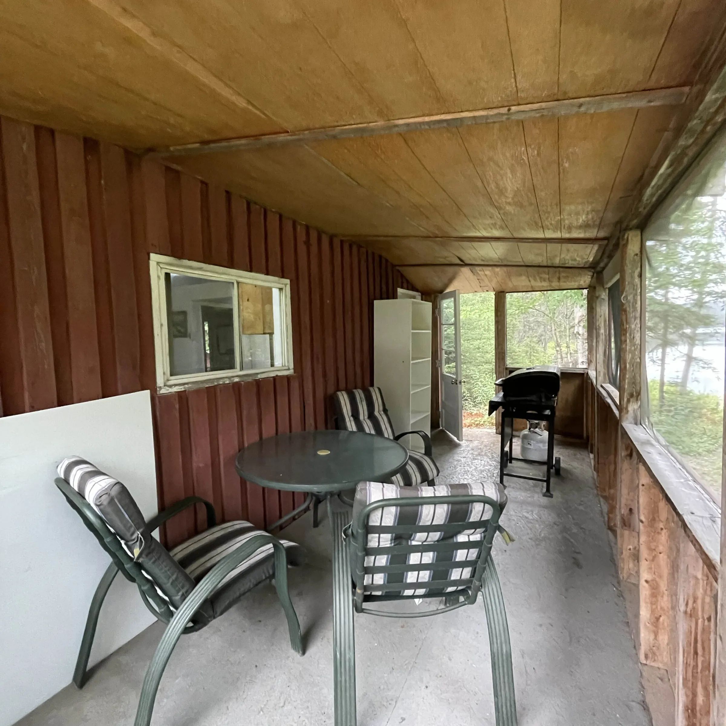 Chalet Baribal — Pourvoirie la Jeannoise – Pourvoirie la Jeannoise