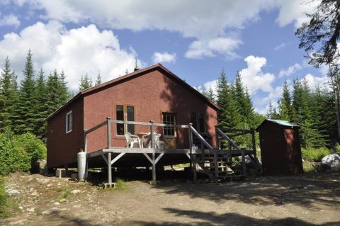 CHALET BOLORIA – Pourvoirie la Jeannoise