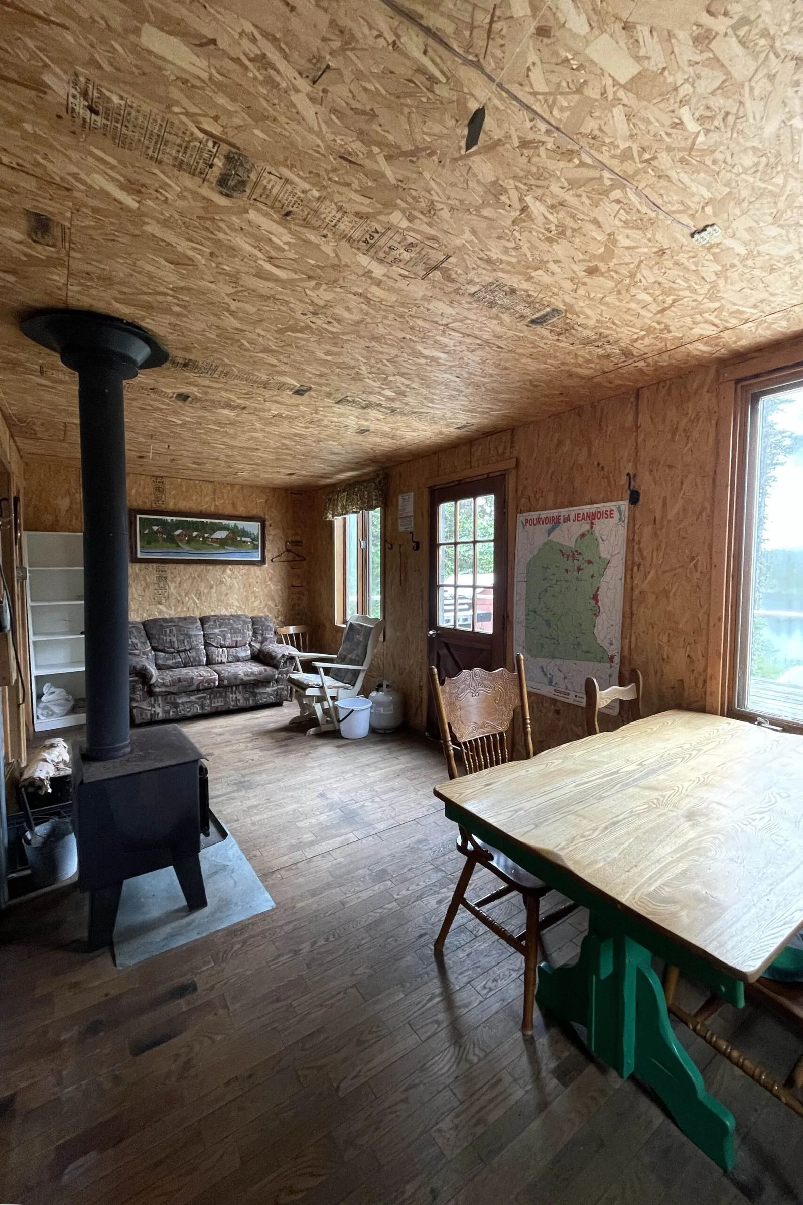 CHALET BOLORIA — Pourvoirie la Jeannoise – Pourvoirie la Jeannoise
