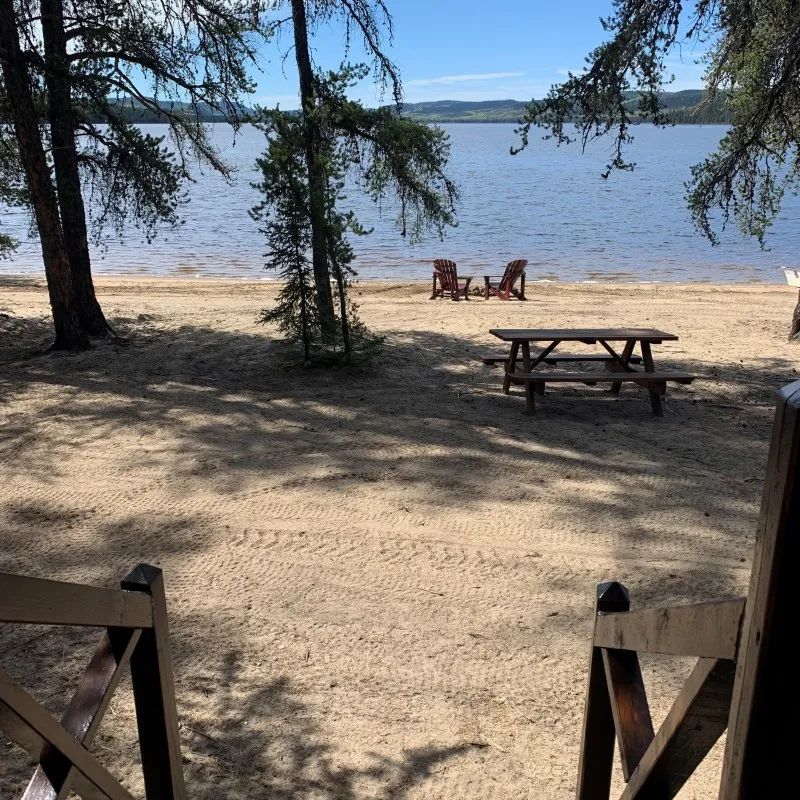 Chalet - Hirondelle — Pourvoirie Lac Dégelis – Pourvoirie Lac Dégelis