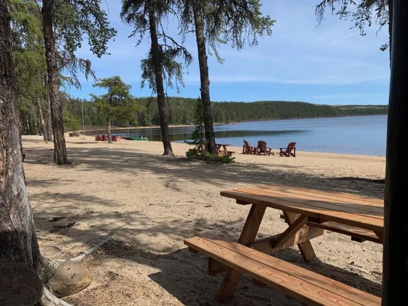 Chalet - Mésange — Pourvoirie Lac Dégelis – Pourvoirie Lac Dégelis