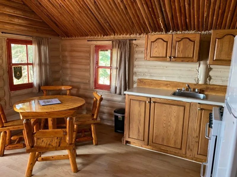 Chalet - Mésange — Pourvoirie Lac Dégelis – Pourvoirie Lac Dégelis
