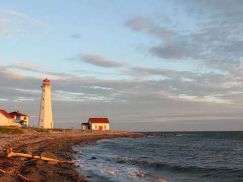 View of the Pointe-Nord houses located near the lighthouse by the sea.