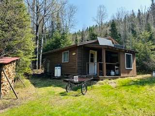 CHALET PASSERELLE – Pourvoirie Mitchinamécus