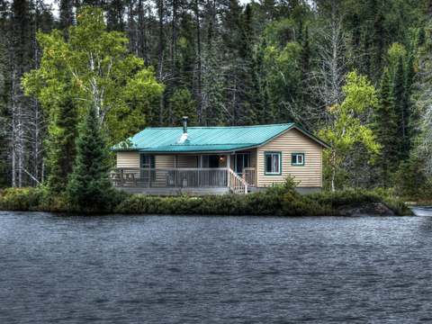 MORILLON CABIN – Pourvoirie Némiskau