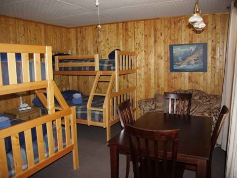 ROSELIN LODGE – Pourvoirie Némiskau