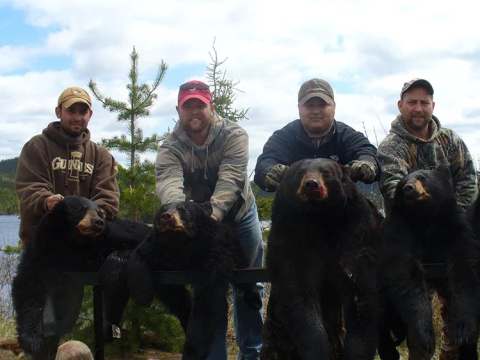 L'OURS CABIN – Pourvoirie Poulin de Courval